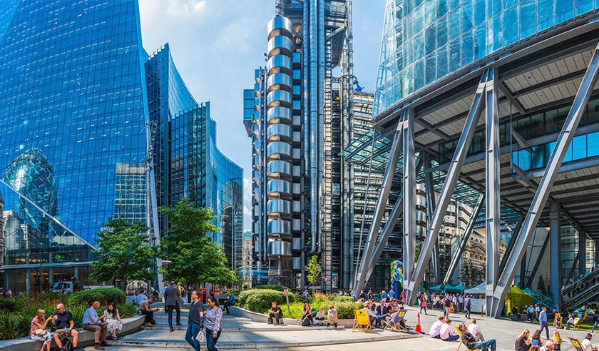 london buildings office workers lloyds.jpg