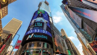 nasdaq-web.jpg