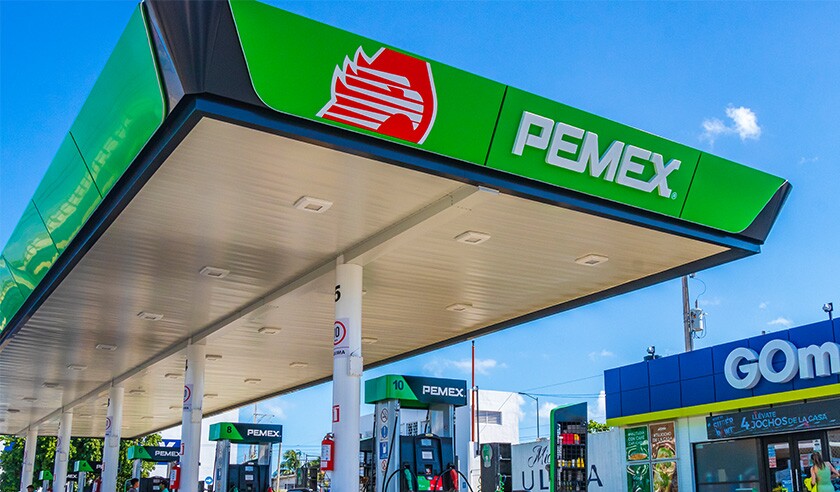 pemex gas station.jpg