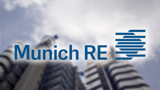 munich_re_lloyds_logo_london_2022.png