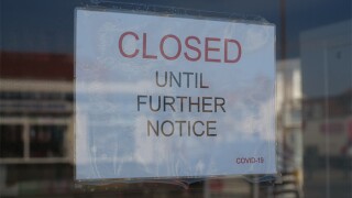 Business closed sign Covid.jpg