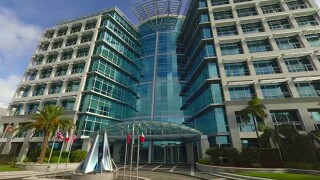 everestre-office-bermuda.jpg