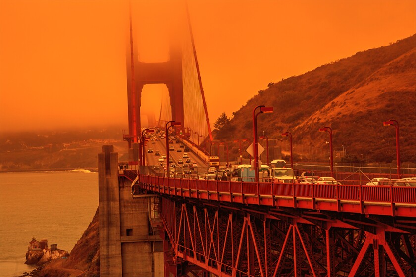 Golden Gate bridge california fires.jpg