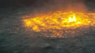 Pemex_fire_gulf_of_mexico_sea_fire_july_2021.png