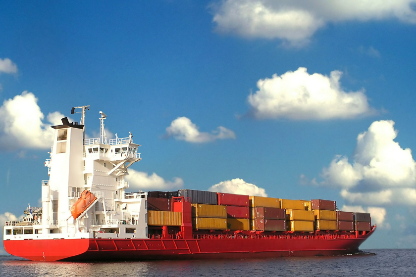 cargo_ship_ID_calm_water_2022_july.png