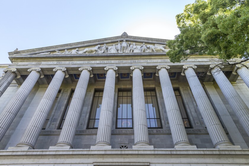 California State Courthouse Building in Sacramento, CA, USA