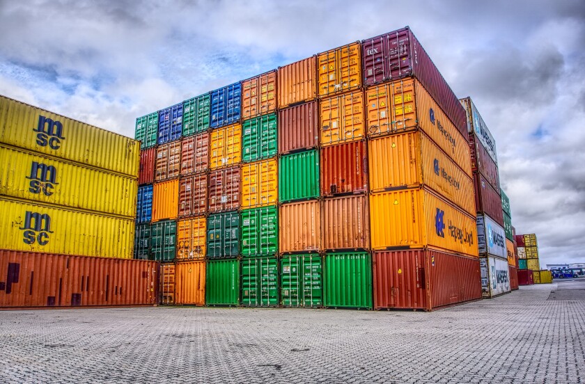 container-cargo 2921882_1920.jpg
