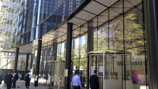 willis-towers-watson-entrance-london.jpg