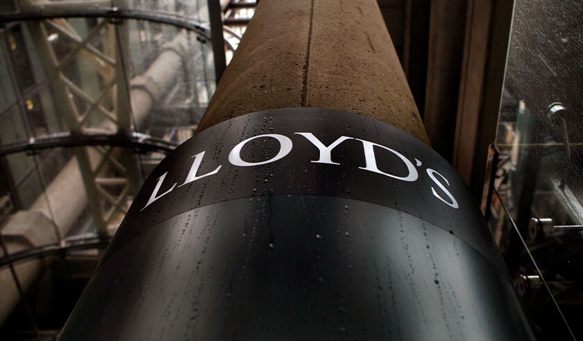 EDBME9 lloyds of london building headquarters cropped.jpg
