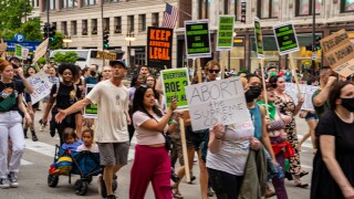 abortion rights prolife prochoice protest.jpg
