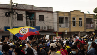 ALAMY Colombia flag protesters 2022.png