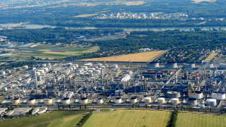 OMV Schwechat refinery Austria.png
