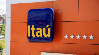itau bank.png