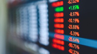 Stocks Fall Economy Tarifs Trading Recession Results.jpg