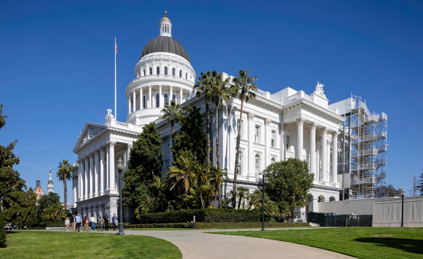 California State Capitol building in Sacramento, CA.png