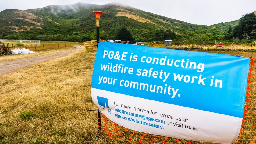 PG&E sign stating that the Company is conducting wildfire safety work