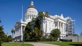 California State Capitol building in Sacramento, CA.png