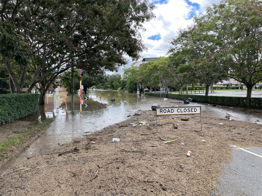 Debris on road from flood damage bisbane 2022 flood australia.jpg