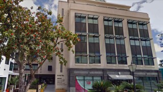nephila-arielre-hannover-re-bermuda-office.jpg