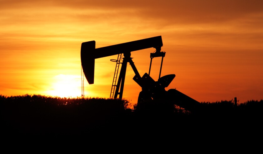 oilderrick.jpg