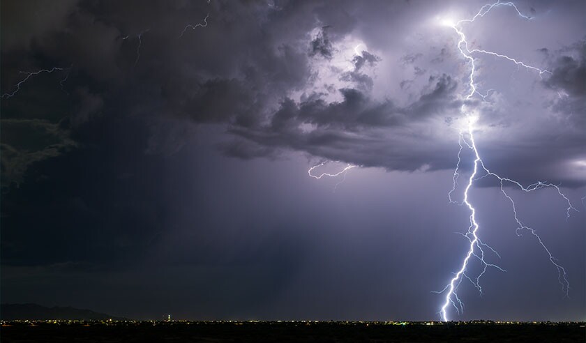 thunderstorm lightning strike.jpg